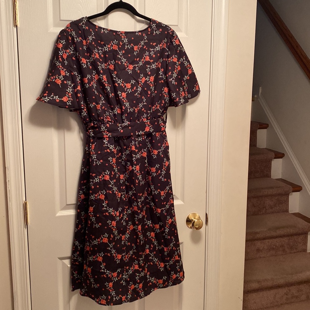 Brand New BloomChic Black Floral Dress…size 14-16 - Picture 2 of 6